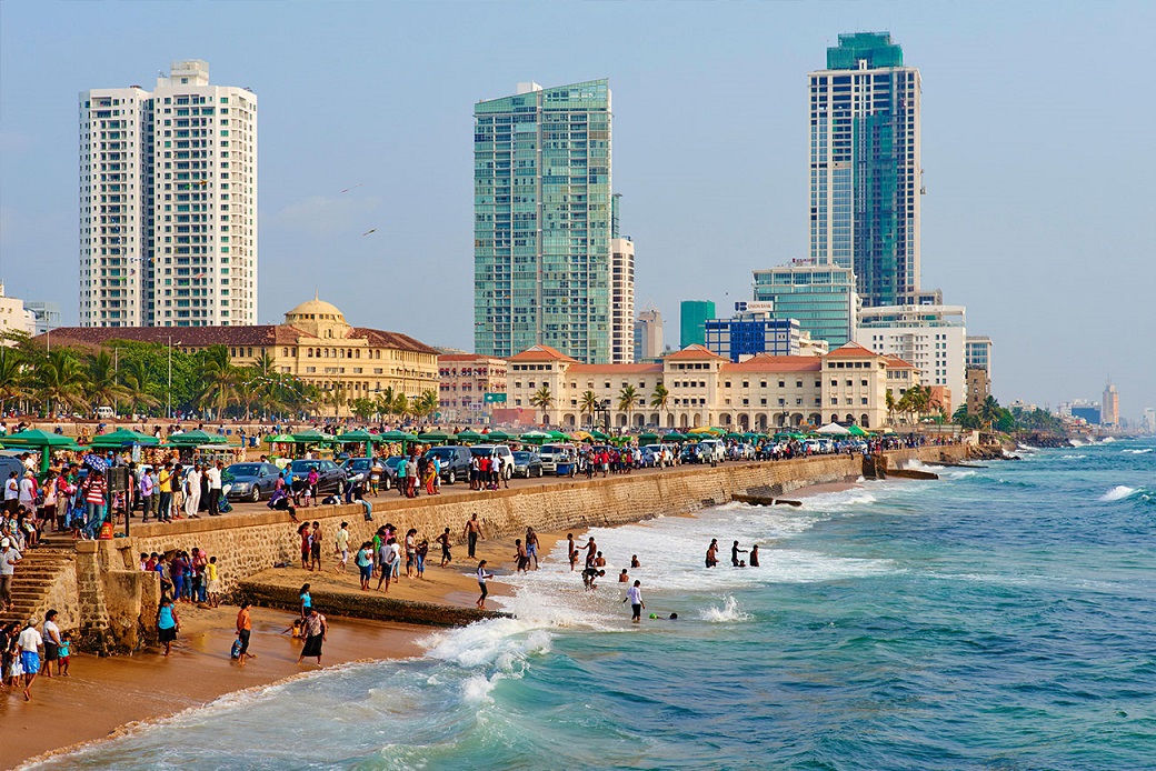 Sri Lanka - Colombo beach